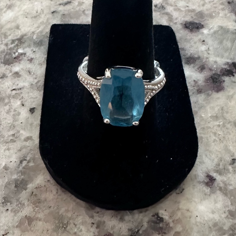 Premier Designs Blue Cushion Cut Ring Silver Tone Size 8